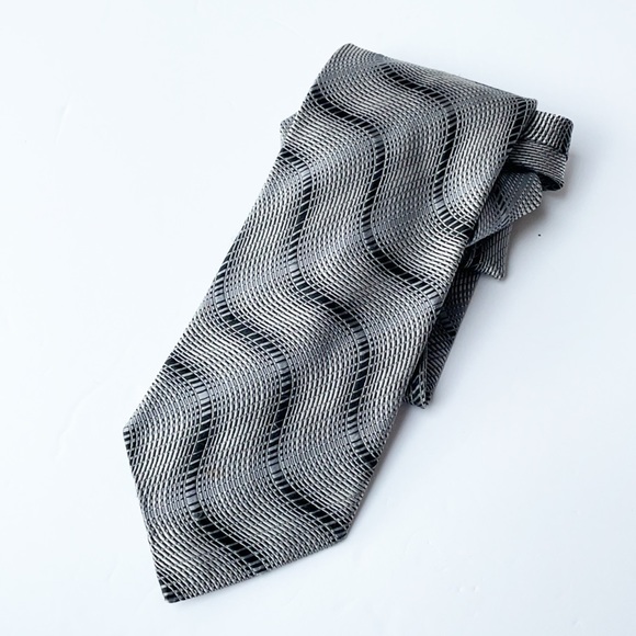 Pavone Silk Made in Italy Tie - Picture 3 of 8